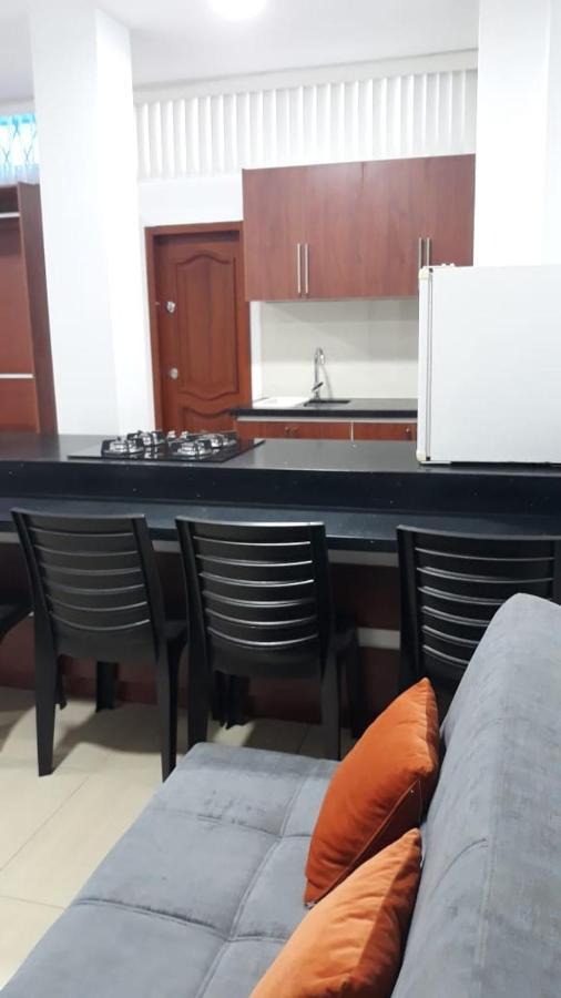 Departamentos Marcecilia De 2 Y 3 Habitaciones En El Centro De Manta Extérieur photo